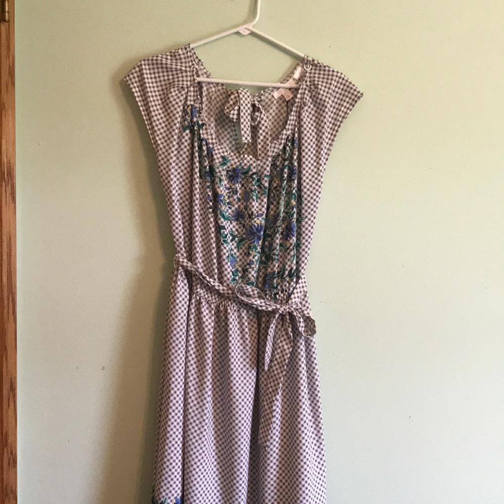 LC Lauren Conrad Grey Plaid Floral Dress
